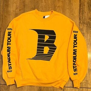 H&M Yellow Justin Bieber Tour Crewneck Sweatshirt with Black Print